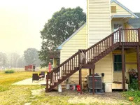 Farmhouse apt that's another home away from home near Philadelphia!!