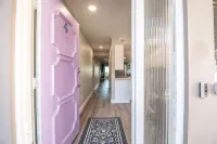 Waterfront Gorgeously Updated Apartment 2 Bed