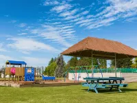North South Holiday Park Hotels near Groynes
