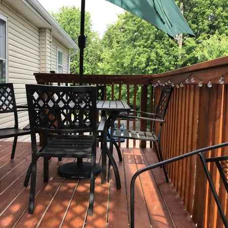 Spacious 3 Bedroom in Downtown Danville: Welcome to 4th Street Retreat
