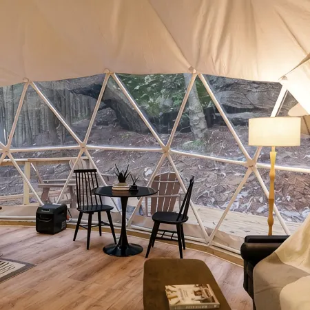 “Climber's Den” Rare Cliffside Stay w/ HotTub RRG Отели в г. Вулф Каунти