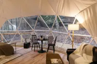 “Climber's Den” Rare Cliffside Stay w/ HotTub RRG