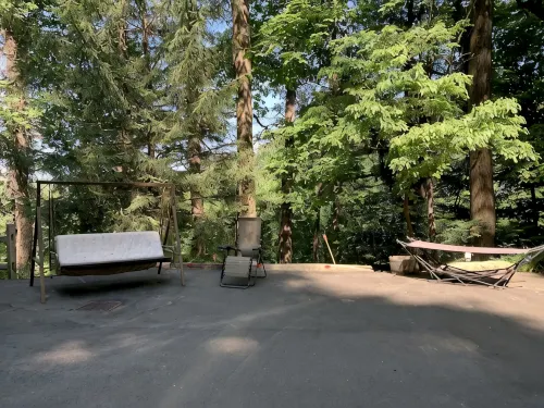 Feel Right At Home In This Spacious Retreat - 3-Star