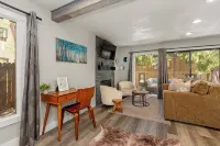 Stylish Sun Valley 2Br - Dog-Friendly - 2 Min Walk to Town