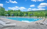 Enjoy the scenic Pocono Mountains at this lovely and unique renovated home! - Pool