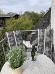 July 15–19: Off!  Cozy Vacation Rental with a Balcony, 2 Bedrooms, and a Parking Space in Grömitz - شقق