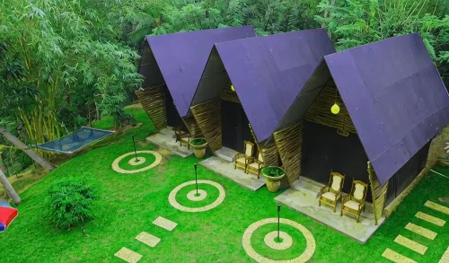 Atha Safari Resort & Riverside Camping - Villas