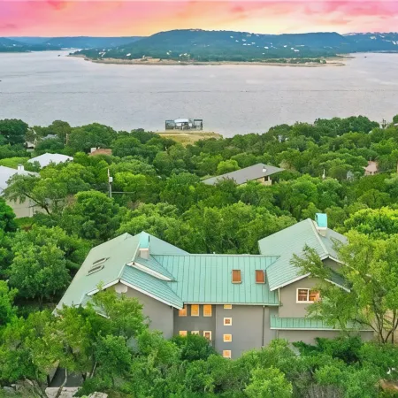 Luxury Lake Travis Retreat with Pool, Hot Tub & Stunning Views