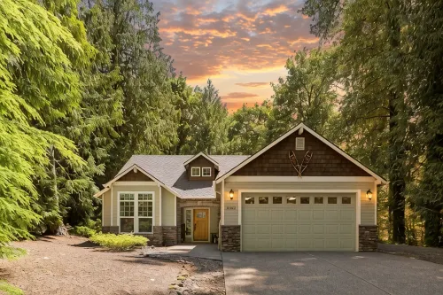 Spacious Mt. Hood Escape - Hot Tub • Sleeps 10 • Game Room • EV2 Charger - 홈스테이