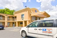 آمريكاز بيست فاليو إن إن آر جي بارك ميديكال سنتر Hotels near ملعب إن آر جي
