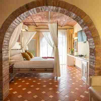 Borgo San Luigi Rooms