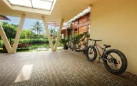 Woody Villa