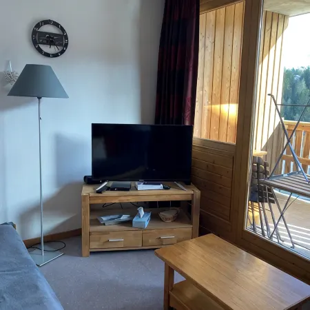 T2 apartment at the foot of the slopes, south-facing Отели в г. Ле Деволюи