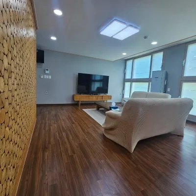 Gyeongju 2nd House Hotels near Sinseonsa Temple