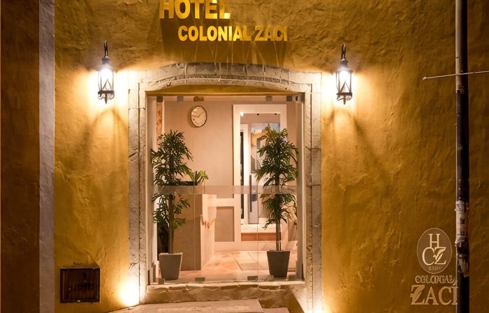 Hotel Colonial Zaci by GuruHotel