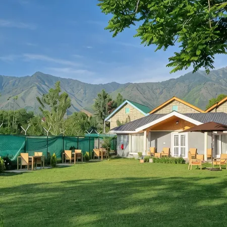 Upani Cottages