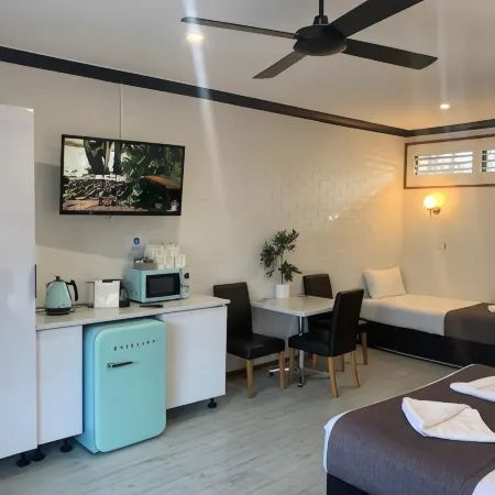 Kurri Motor Inn