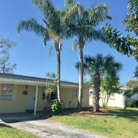 Breezy Cool Vacation Comfy House close to Beaches