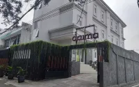 Daima Syariah Mansion Tebet Hotels near Cawang