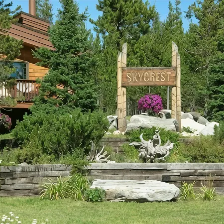 Indoor Private Hot Tub, Wood Fireplace, 2Br,2BA Great Views!  Sleeps 5