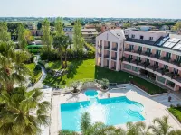 Hotel Isola Sacra Hotels near Lido Centro Train Station