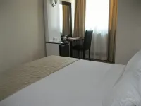 Anya Suit Otel - Quầy bar