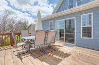Spacious 3BR Home w/ Deck – Right in Downtown Custer, Shops & Dining!
