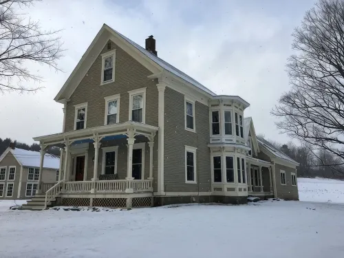 Great Ski or Summer Rental - 5 miles to Okemo/Ludlow, 25 Gorgeous Acres - 3-Star