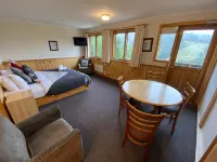 Candlelight Lodge