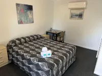 マニング リバー モーテル