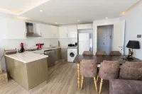 Elegance Penthouse by HolidayKeys