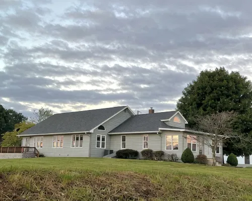 Sip & Stay at StarView Vineyards Hotels in Union County