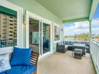 •Oceanfront Condo •3Br 3BA •Heated Pool • Easy Walk to Flagler Ave - Balcony