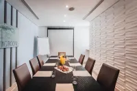 Arroyo Boutique&Business Hotel