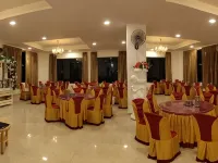 hotel white palace Hotels in Mandya
