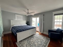 Summer Sunset Hideout 3-5 BEDROOMS/4 BATH-PLEASANTVILLE