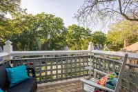Luxe Condo in Norwich Less Than 3 Minutes From Mohegan Sun - Wifi