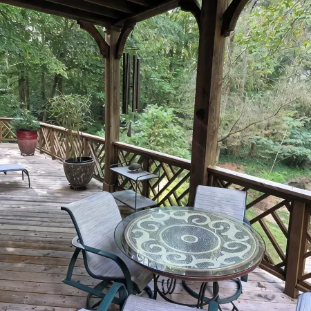 Creekside-Atlanta Terrace-Level Guest Suite/23Min to MidTown & down Town Atlanta