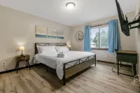 距NSC 2英里現代4臥室度假屋，配有火坑和燒烤設施，寵物友好! - Wi-Fi