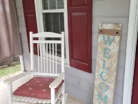 Charming 1-bedroom apartment in cool Garner, minutes from Raleigh 가너 호텔