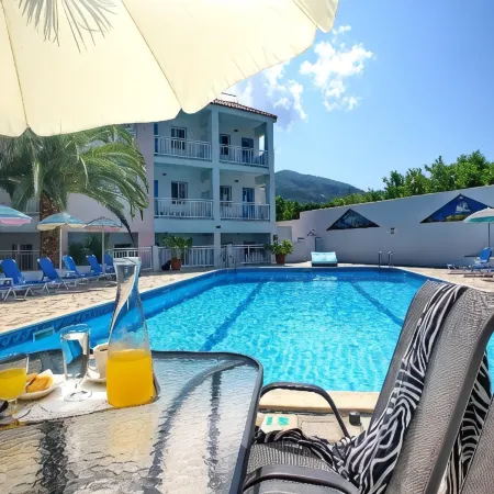 Dolphin Hotel