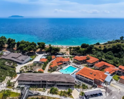Lagomandra Beach Hotel エリアのホテル