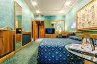 Brunelleschi Hotel - parkir