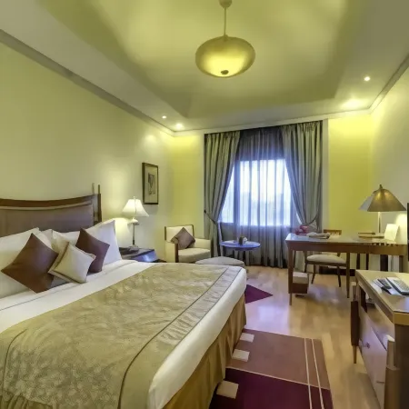 Hotel Hindusthan International, Kolkata Отели рядом с достопримечательностью «Консульство США»