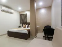 Hotel Confirm Inn Kota - ห้องครัว