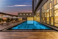 Lemon Tree Premier, Bhubaneswar - piscina