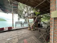 Phi Phi Green House & Sunsky Hostel - Alloggi