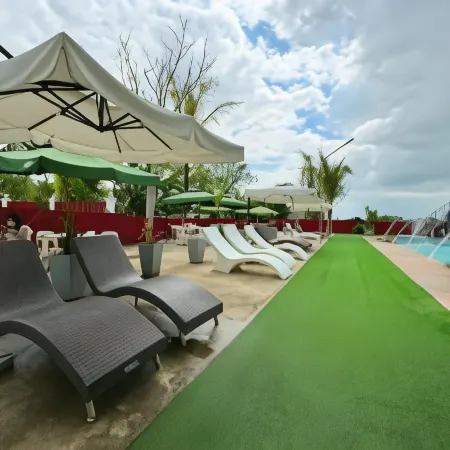 Elizabeth Hotel - Naga