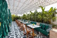 The Xon Hotel - servizio colazione