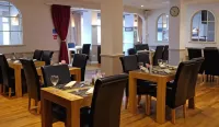 Oliver Cromwell Hotel - Bữa sáng